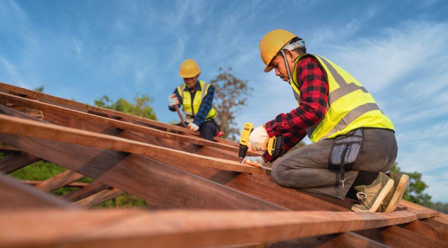 Professional Flat Roofing Installation services in Mcpherson, KS